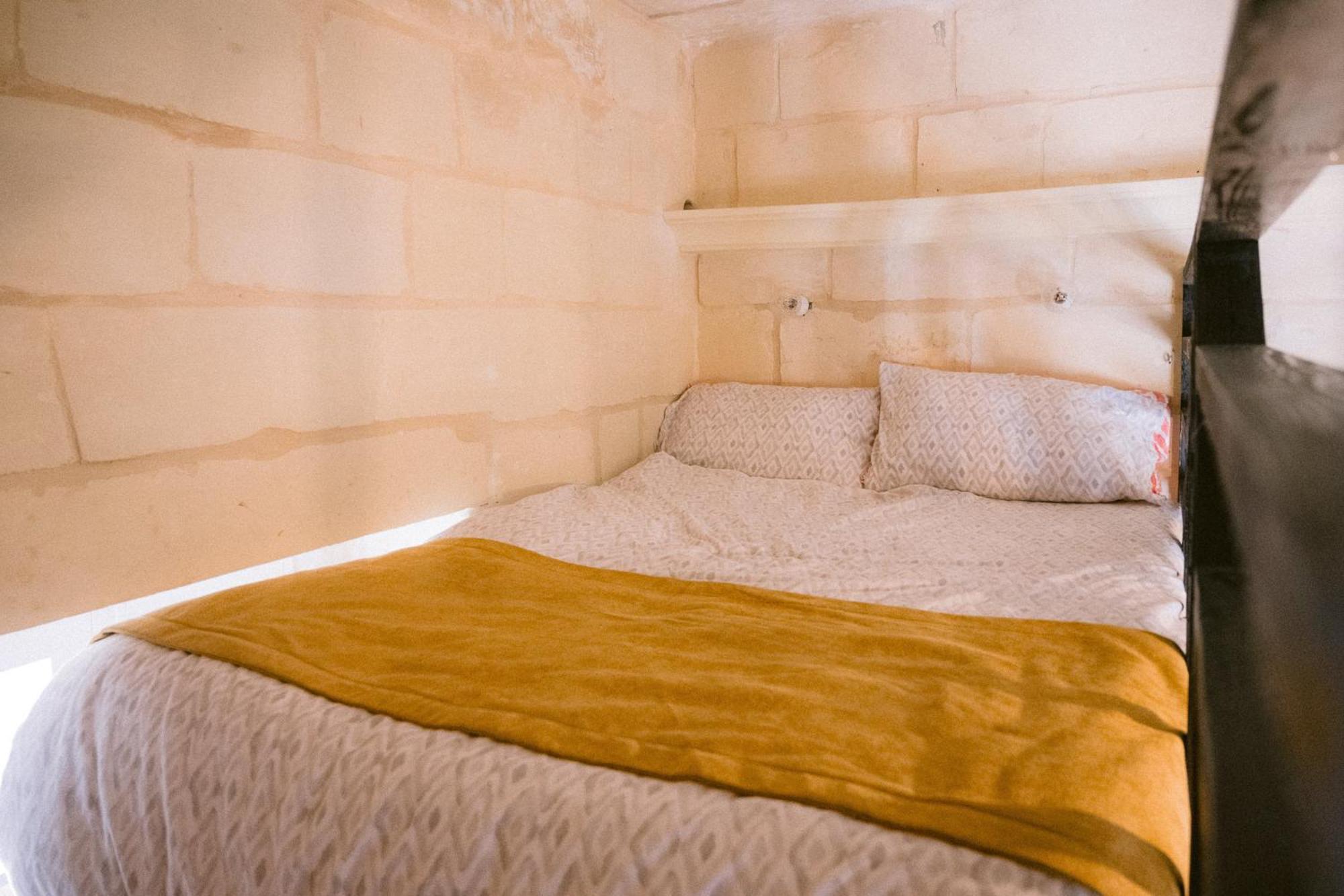 Tinja Bnb Sliema Bagian luar foto