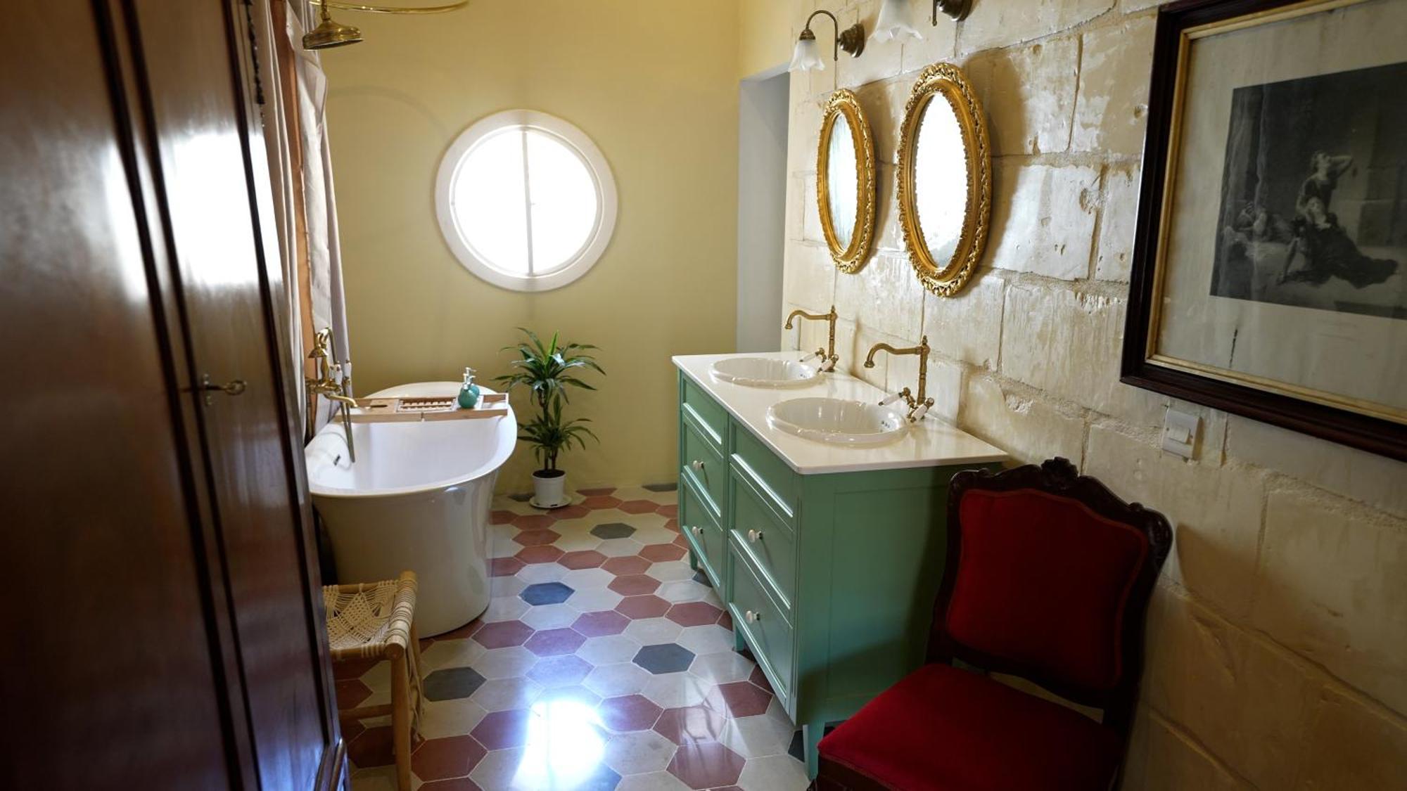 Tinja Bnb Sliema Bagian luar foto