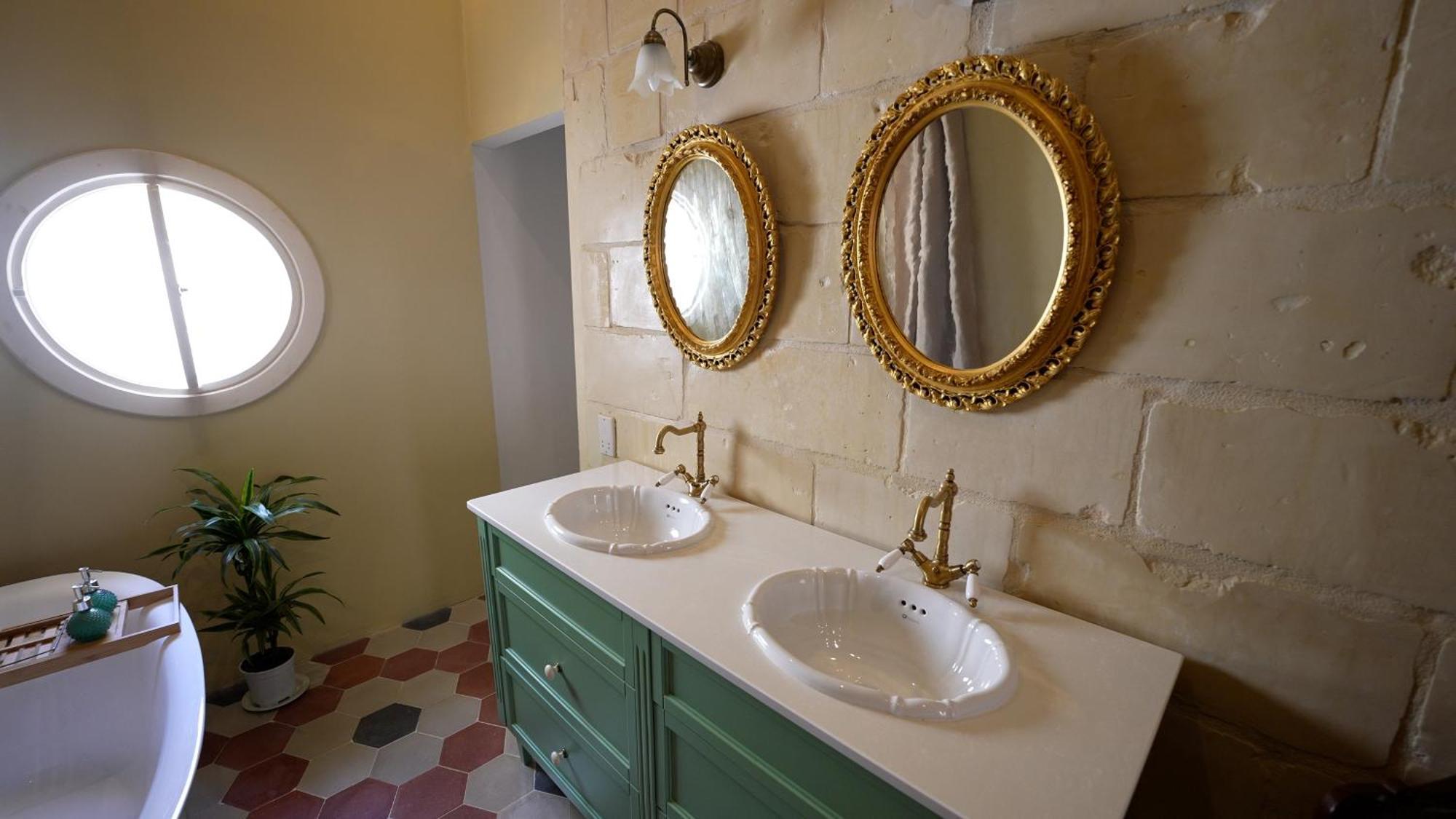 Tinja Bnb Sliema Bagian luar foto